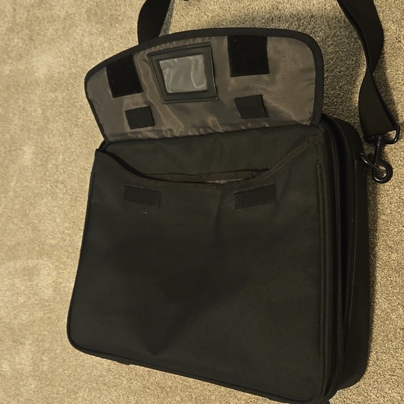 Vintage Black Kensington Laptop Bag with Apple Logo - Picture 13 of 14